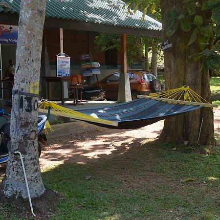 Jungle Beach Hostel Unawatuna Eksteriør billede